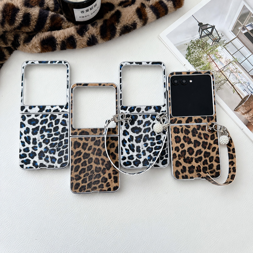 Vintage Fashion Accessories - Складной чехол-флип с леопардовым принтом для
