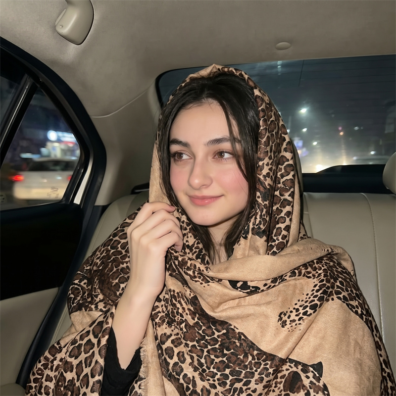 Vintage Fashion Hijab - Винтажный хиджаб и платок с леопардовым