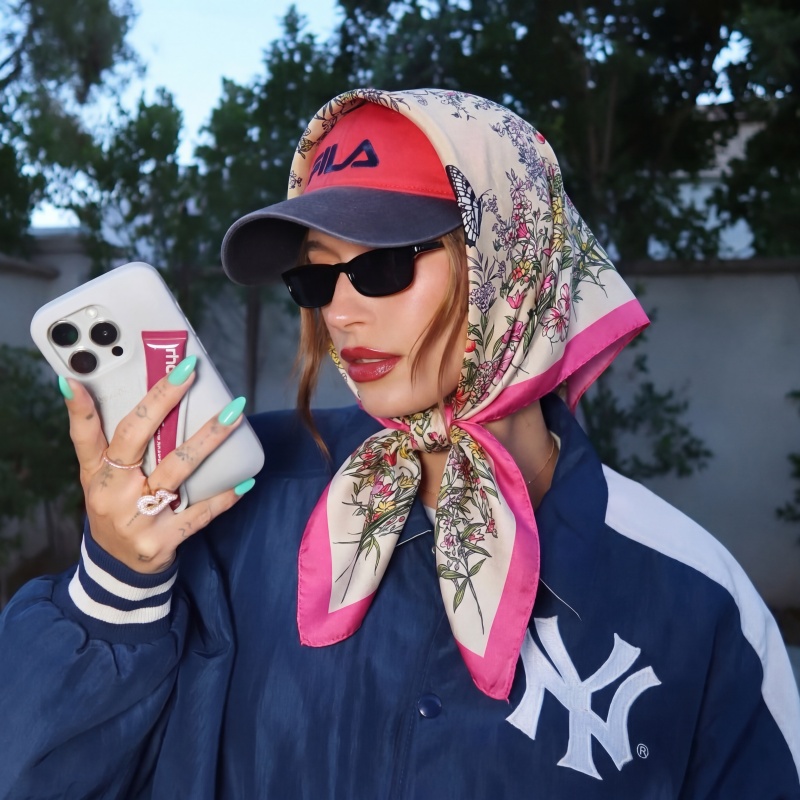 Vintage Fashion Hijab - Модный квадратный шелковый платок в винтажном